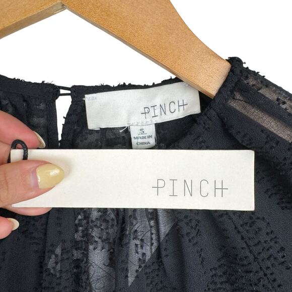 Pinch NWT Black Sheer Chiffon Textured Ruffle Long Sleeve Blouse w Camisole - Picture 14 of 15